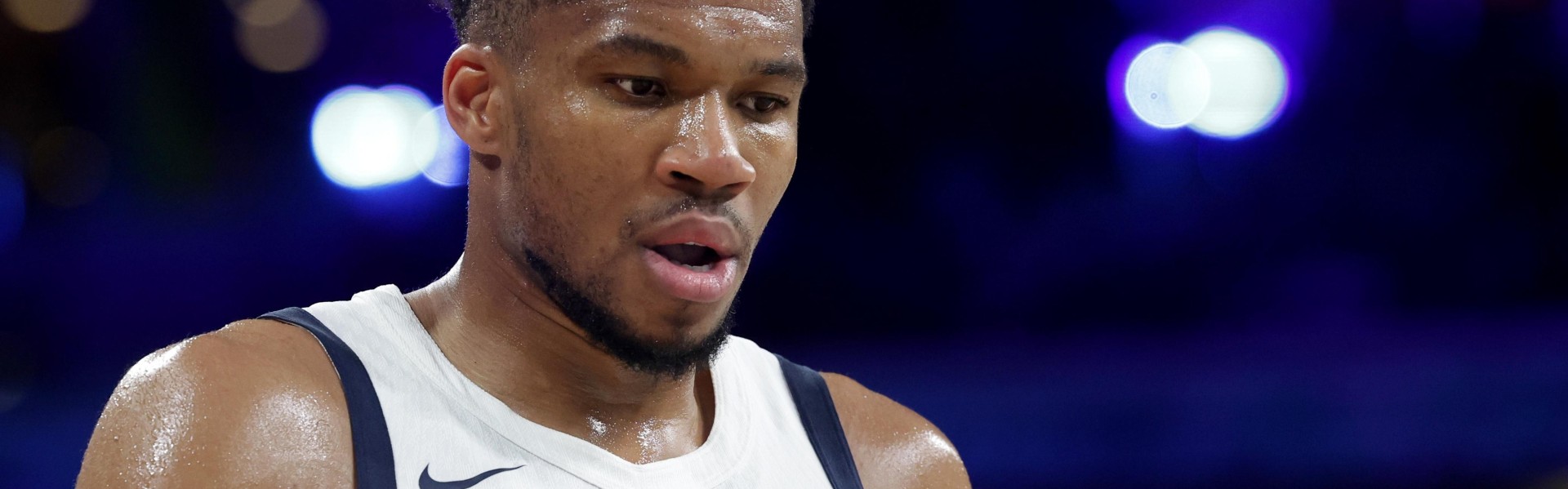 开云登录网址入口-火箭明明缺控卫 为何交易截止日前按兵不动 到底有何玄机