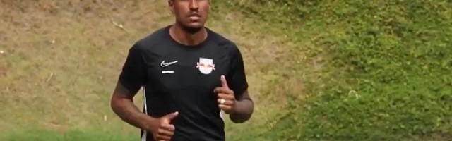 开云登录网址入口-保利尼奥：一直想回中国但回不去 能做的就是训练